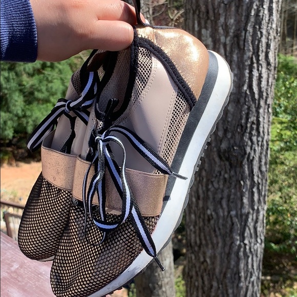 Steve Madden Arctic Cutout Trainers SIZE 7.5 - Picture 3 of 7